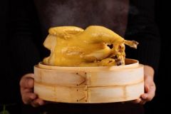 開鹽焗雞店可以搭配其他產品嗎？